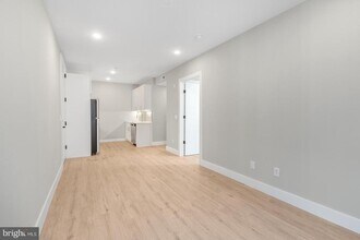 1144 Frankford Ave in Philadelphia, PA - Building Photo - Building Photo