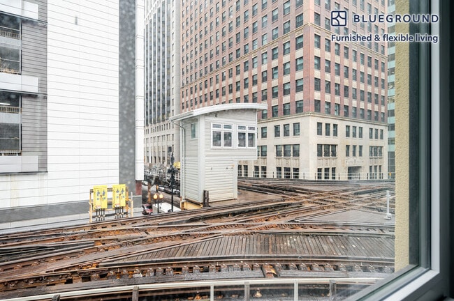 188 N Wells St in Chicago, IL - Building Photo - Building Photo