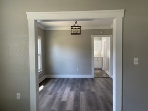 1035 Queen St N in St. Petersburg, FL - Building Photo - Building Photo