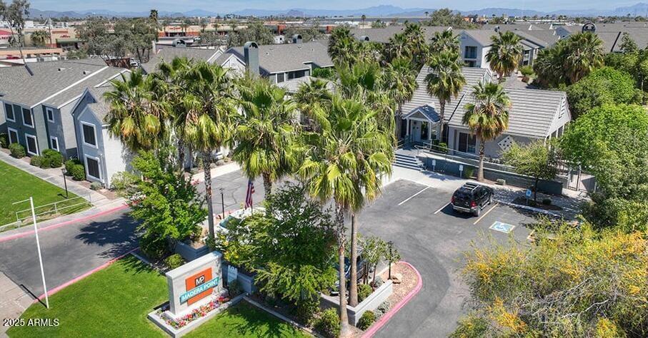 445 S Dobson Rd, Unit 2 in Mesa, AZ - Building Photo