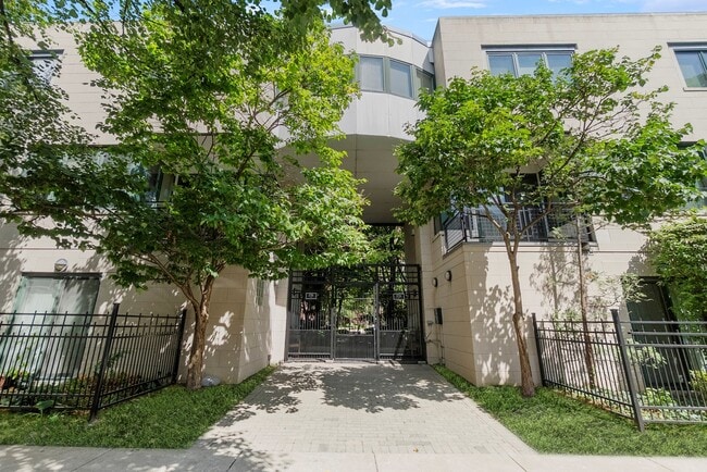 1716 E 54th St in Chicago, IL - Building Photo - Building Photo