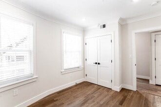 19 Beston St, Unit 2 in Chicopee, MA - Building Photo - Building Photo