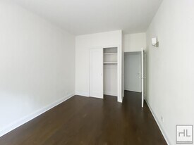 WEST 22 STREET, Unit 3T in New York, NY - Building Photo