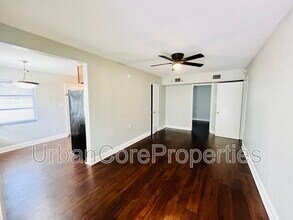 1527 5th St N in St. Petersburg, FL - Building Photo - Building Photo