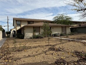 4734 Roberta St in Las Vegas, NV - Building Photo - Building Photo