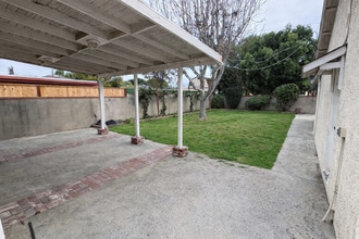 5422 Montair Ave in Lakewood, CA - Building Photo - Building Photo