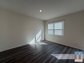 3520 Condor Ct SW in Atlanta, GA - Foto de edificio - Building Photo