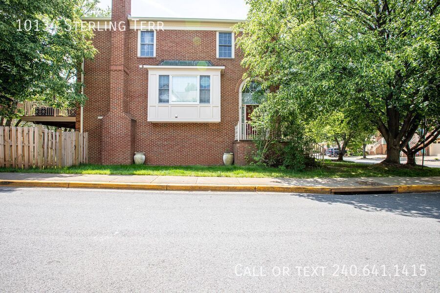 10134 Sterling Terrace in Rockville, MD - Building Photo
