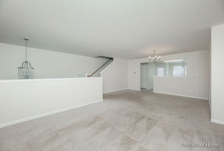 1453 Blackhawk Ct in Wood Dale, IL - Building Photo - Building Photo