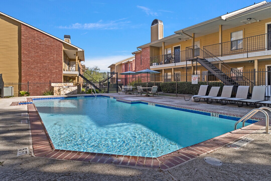Chesapeake in Austin, TX - Building Photo