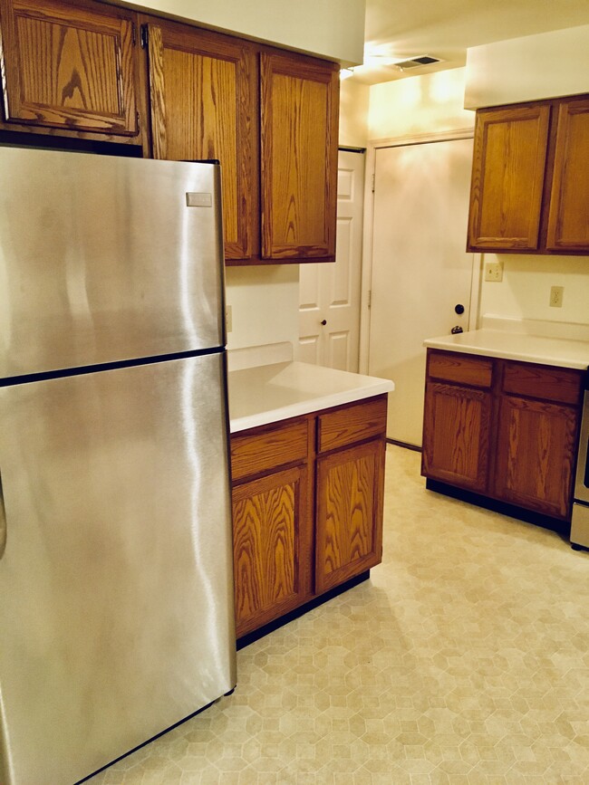 property at 620 E 92nd Pl