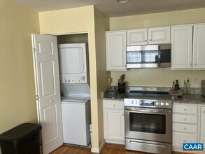 1420 Lilac Ct in Charlottesville, VA - Building Photo - Building Photo