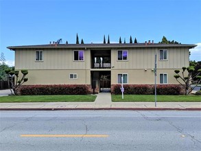 715 Monroe St in Santa Clara, CA - Foto de edificio - Primary Photo