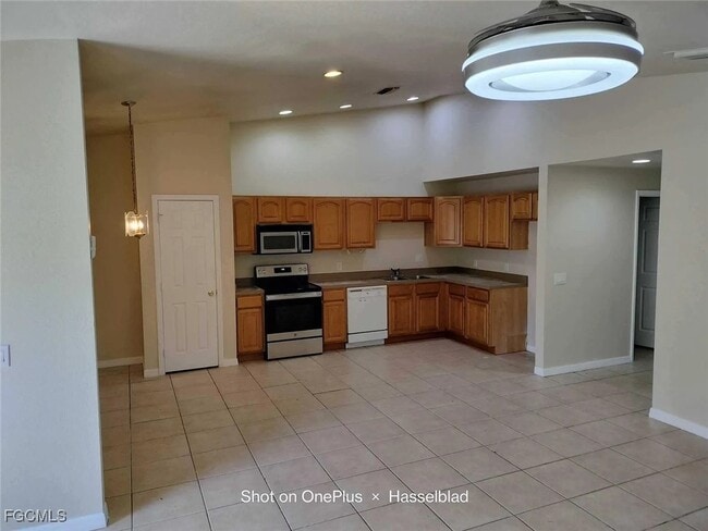 531 Alabama Rd S in Lehigh Acres, FL - Building Photo - Building Photo