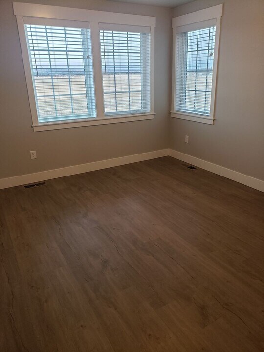 1716 Walter Creek Blvd in Billings, MT - Building Photo