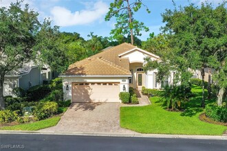 8727 Gleneagle Way in Naples, FL - Building Photo - Building Photo