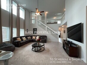 9203 Yaya Rd in Converse, TX - Building Photo - Building Photo