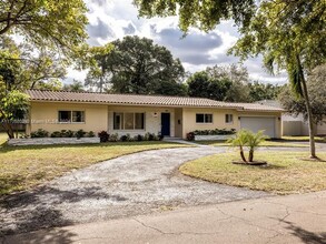 160 NW 92nd St in Miami Shores, FL - Building Photo - Building Photo