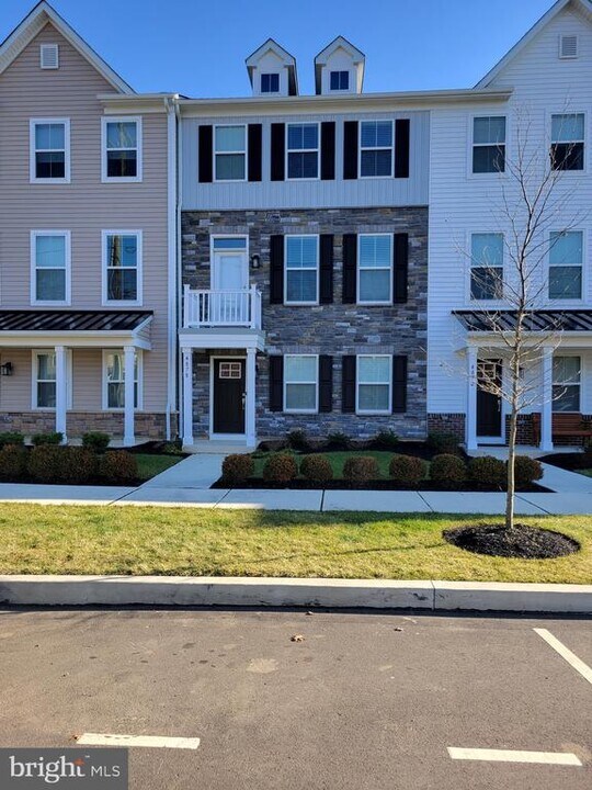 4878 Stump Rd in Plumsteadville, PA - Building Photo