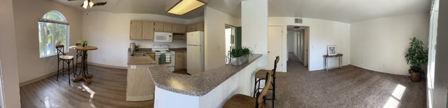 6285 Jacinto Ave, Unit 106 in Sacramento, CA - Building Photo - Building Photo