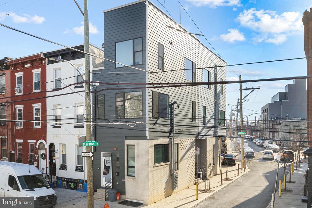 2722 Master St in Philadelphia, PA - Building Photo