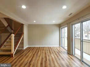 5451 El Camino in Columbia, MD - Building Photo - Building Photo