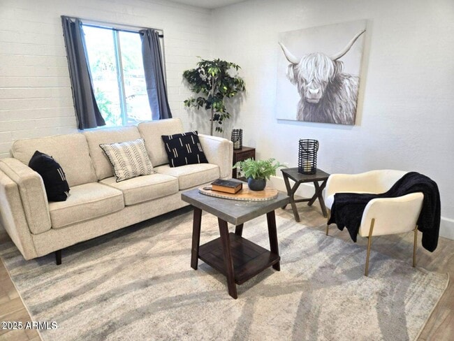 property at 3710 W Monte Vista Rd