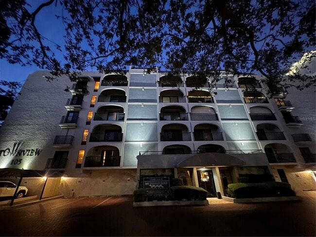 property at 105 4th Ave NE