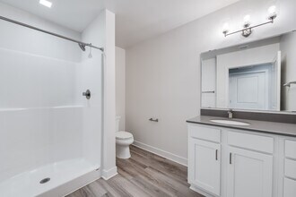 Oxford Place Apartments in Grand Rapids, MI - Building Photo - Building Photo