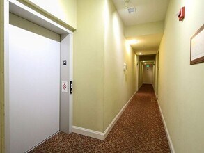 125 W Saratoga St in Baltimore, MD - Building Photo - Building Photo