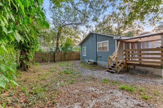 4805 N 37th St, Unit SI ID1359639P in Tampa, FL - Building Photo - Building Photo