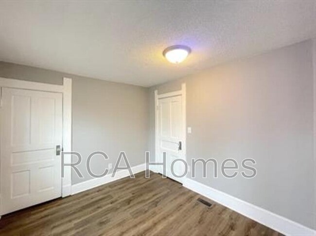 16 Iowa St in Indianapolis, IN - Building Photo - Building Photo