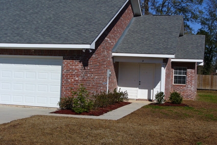 18067 Eastgate Dr in Baton Rouge, LA - Foto de edificio - Building Photo