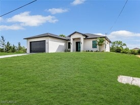 1419 NW 17th Ave in Cape Coral, FL - Building Photo