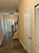 810 Celeste Ln in Atlanta, GA - Building Photo - Building Photo