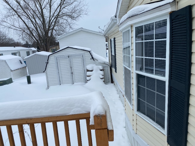 1953 Borman Ct in Milford, MI - Building Photo - Building Photo