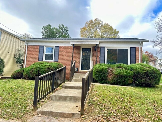 property at 1409 Taylor St