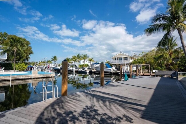 23 Harbor Dr in Key Largo, FL - Building Photo - Building Photo