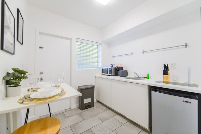 515 NE 82nd St in Miami, FL - Building Photo - Building Photo
