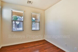 3474 E Liberty Ln in Gilbert, AZ - Building Photo - Building Photo