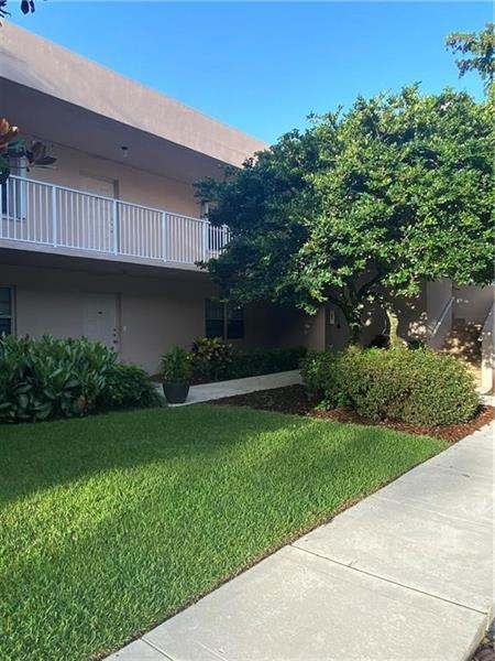 4280 Oaks Terrace in Pompano Beach, FL - Building Photo