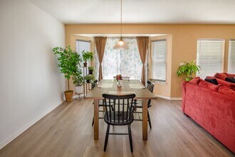 2527 Eisner Dr in Jacksonville, FL - Building Photo - Building Photo