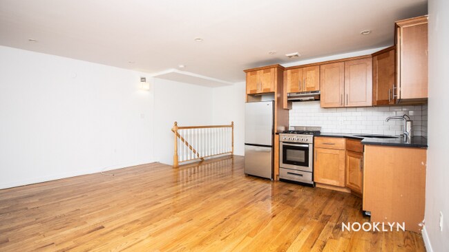 789 Greene Ave in Brooklyn, NY - Building Photo - Building Photo