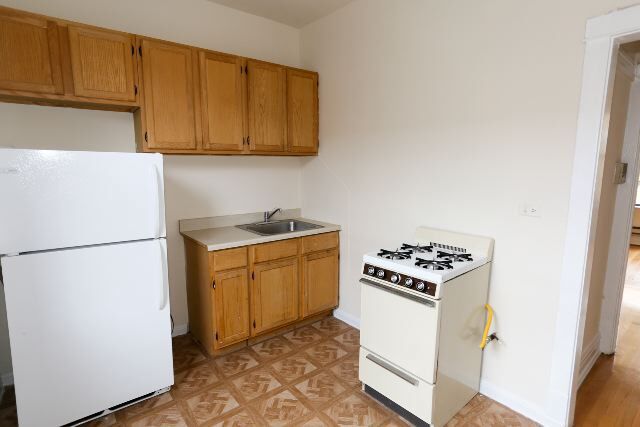 724.5 W Barry Ave in Chicago, IL - Building Photo - Building Photo
