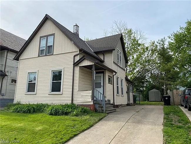 property at 3217 Searsdale Ave