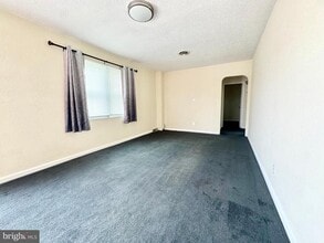 1424 S Governors Ave in Dover, DE - Building Photo - Building Photo