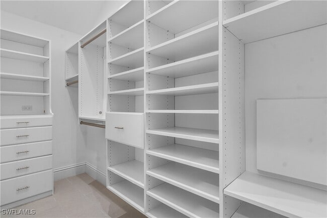 property at 1320 Marlin Dr