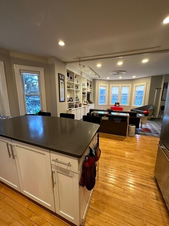 94 Dudley St in Brookline, MA - Building Photo - Building Photo