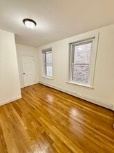 342 Meridian St, Unit #2 in Boston, MA - Foto de edificio - Building Photo