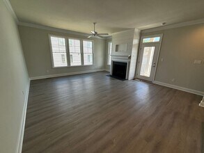 7805 Atlantic Ave in Virginia Beach, VA - Building Photo - Building Photo